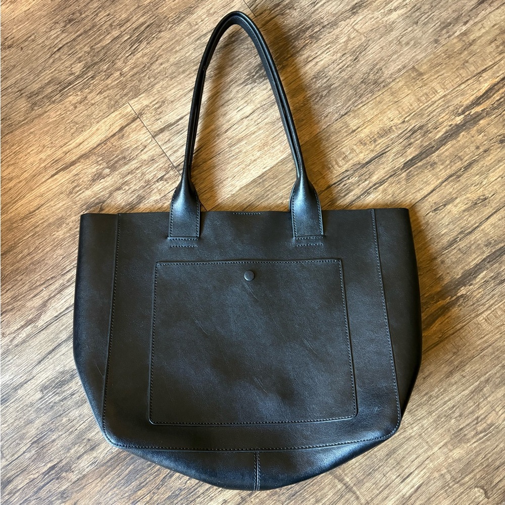Banana Republic Leather East-West Tote